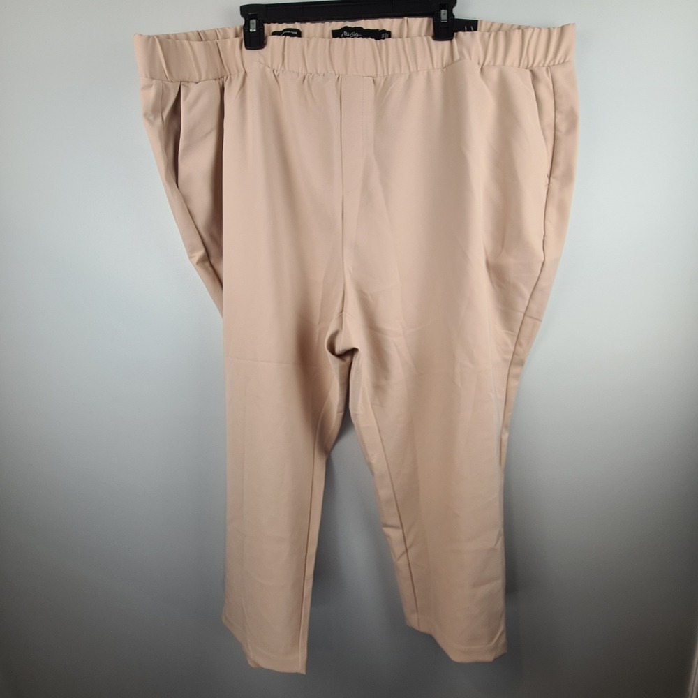 Torrid Studio Beige Tan Pull On‎ Relaxed Taper Dress Pants Plus 5S Short FLAW